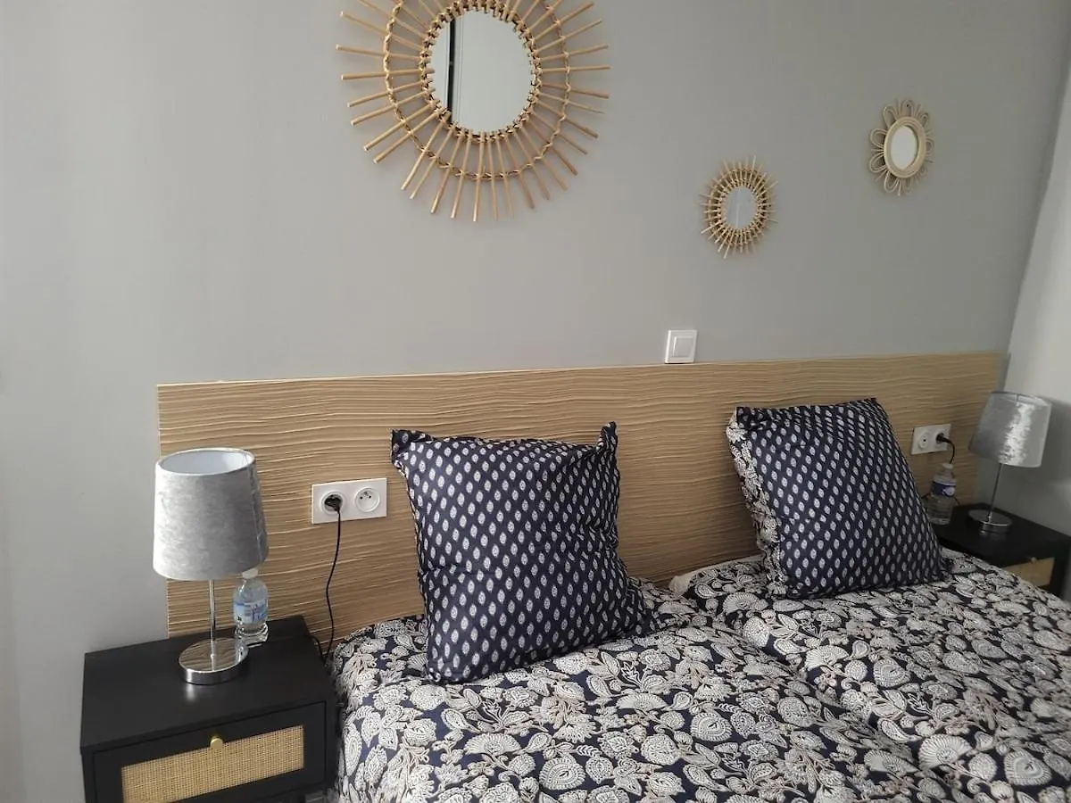 Apartmán Bel Appartement En Rdc Avec Parking Chassieu Francie